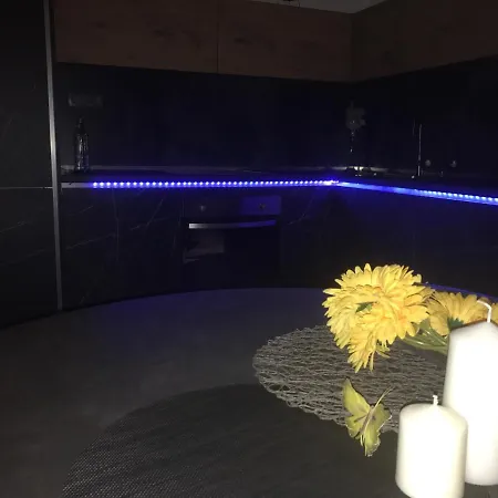 アパート Hedonist-luxury 2 Bedroom With Private Hot Tub, Garden And Free Parking