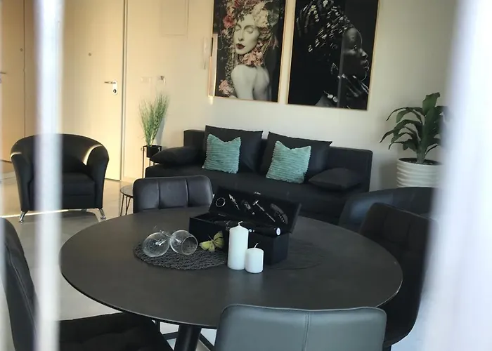 Apartamento Hedonist-luxury 2 Bedroom With Private Hot Tub, Garden And Free Parking *